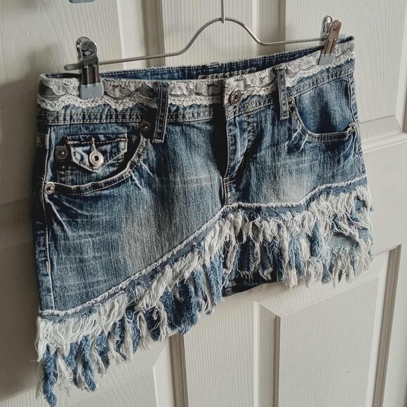 YMI Distressed Lace & Fringe Micro Denim Skirt - Picture 4 of 8